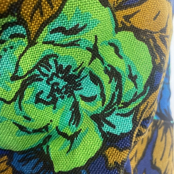 Gorgeous condition vintage Ilene Ricky dress. 1960s. 1950s. Linen floral. - Picture 3 of 7